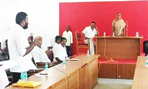 100 நாள் வேலையில் முறைகேடு