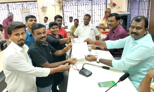 நெல்லை மாநகராட்சி கூட்டத்தை உடனடியாக கூட்ட வேண்டும்-மார்க்சிஸ்ட் கம்யூனிஸ்டு கட்சி கவுன்சிலர் கோரிக்கை