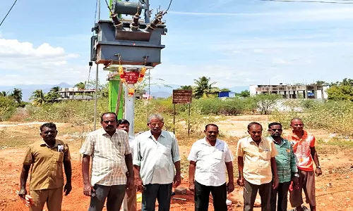 நெல்லை அருகே ரூ.5½ லட்சத்தில் புதிய மின்மாற்றி