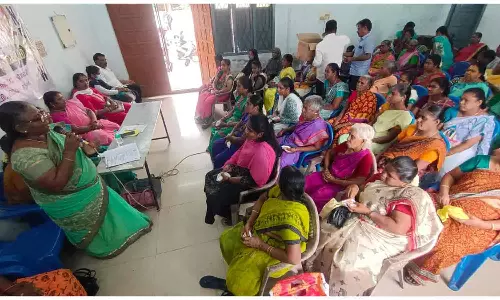 விதவை உதவித்தொகையை உயர்த்த வேண்டும்