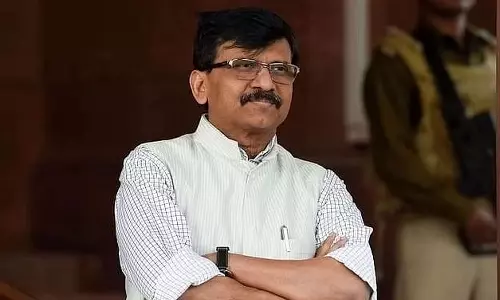 நீங்க மோடிக்குத் தான் சவால் விடனும்.. ஒவைசிக்கு சஞ்சய் ராவத் பதிலடி