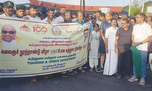 உலக சுற்றுலா தினவிழாவையொட்டி கன்னியாகுமரியில் மினி மாரத்தான் ஓட்டம்