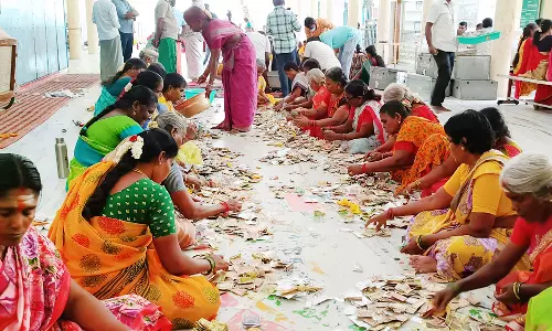 இருக்கன்குடி கோவிலில் பக்தர்கள் செலுத்திய உண்டியல் காணிக்கை