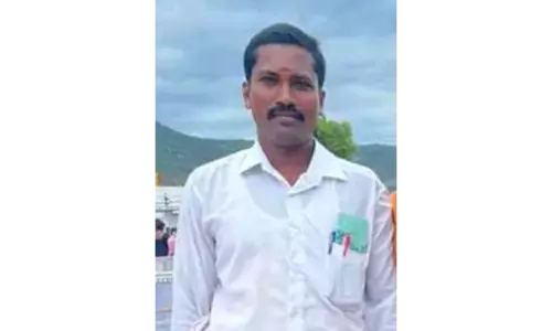 ஊராட்சி செயலாளர் பணி நீக்கம்