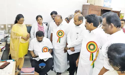 தஞ்சையில் பல்வேறு இடங்களில் சட்டப்பேரவை குழுவினர் ஆய்வு