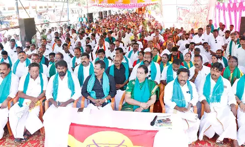 தஞ்சையில், தே.மு.தி.க உண்ணாவிரத போராட்டம்