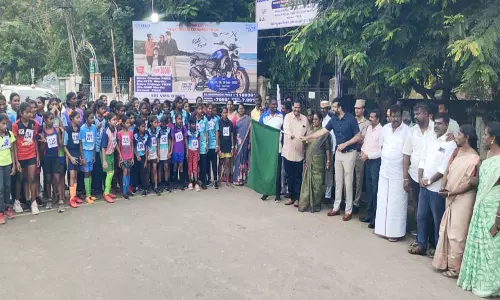 கடலூரில் மினி மாரத்தான் போட்டி: கலெக்டர், மேயர் சுந்தரி ராஜா பங்கேற்பு