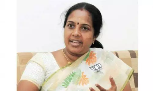 தேசிய தலைமை கூறும் வரை எந்த கருத்தையும் நாங்கள் கூறமாட்டோம்- வானதி சீனிவாசன்