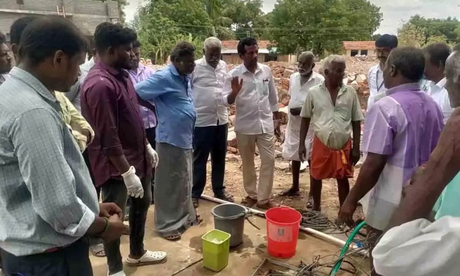 உடுமலையில் குடிநீர் ஆப்ரேட்டர்களுக்கு குளோரினேசன் பயிற்சி உடுமலையில் குடிநீர் ஆப்ரேட்டர்களுக்கு குளோரினேசன் பயிற்சி