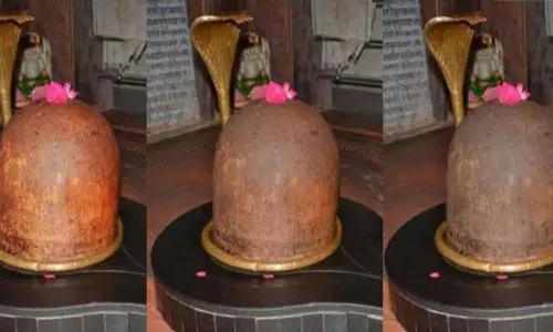 நிறம் மாறும் அதிசய சிவலிங்கம்