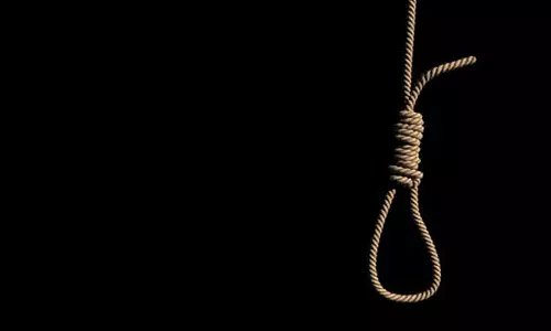 ஞாறான்விளை அகதிகள் முகாம் தலைவர் தூக்குபோட்டு தற்கொலை