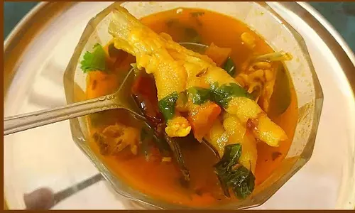 கோழியின் கால்களை தூக்கி போட வேண்டாம்.. இதோ இப்படி செய்து பாருங்க..