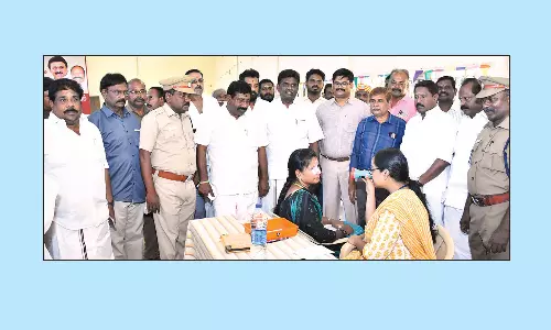 சாலை பாதுகாப்பு விழிப்புணர்வு-இலவச கண் சிகிச்சை முகாம்