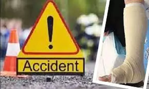 பள்ளி சிறுமி மீது டிராக்டர் ஏறியதில் கால்கள் நசுங்கி படுகாயம்