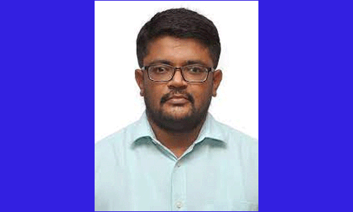 மாணவ, மாணவிகளுக்கு கல்வி உதவித்தொகை