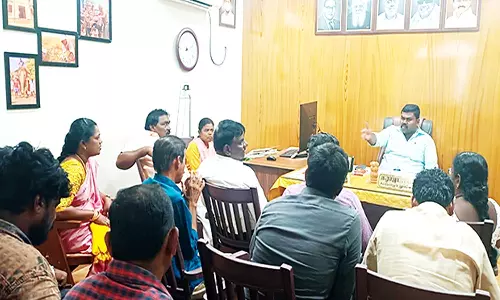 சங்கரன்கோவிலில் அதிகாரிகளுடன் ராஜா எம்.எல்.ஏ. ஆலோசனை