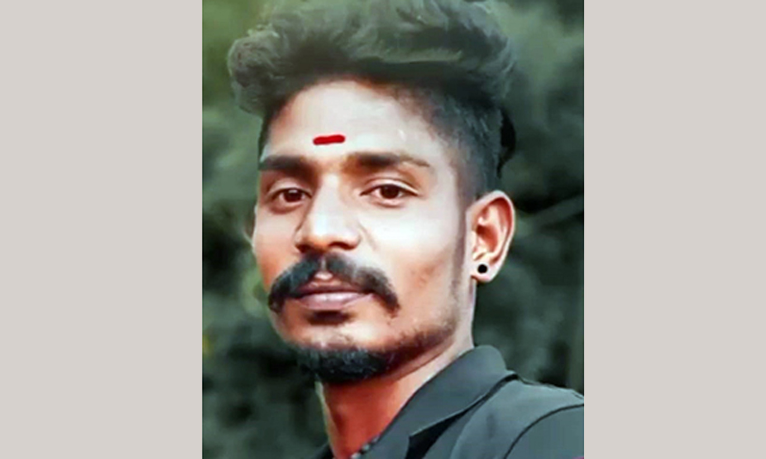 கூடலூரில் தேங்காய் வெட்டும் தொழிலாளி படுகொலை: 3 பேர் கைது