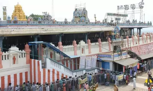 15 நாட்களில் திருத்தணி முருகன் கோவிலில் உண்டியல் காணிக்கை ரூ.65 லட்சம் வசூல்