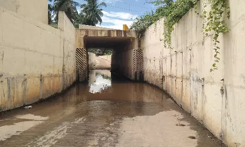 நாளை தூய்மை இந்தியா திட்டம் :அய்யலூர் ரெயில்வே சுரங்கப்பாதைக்கு விடிவு கிடைக்குமா?