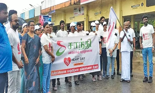 தென்காசியில் உலக இருதய தினத்தை முன்னிட்டு சாந்தி பன்னோக்கு மருத்துவமனை சார்பில் விழிப்புணர்வு பேரணி