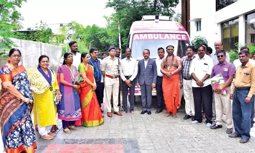 நெல்லையில் அருணா கார்டியாக் கேர் சார்பில் மனித சங்கிலி