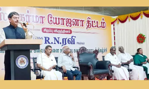 மத்திய அரசு திட்டங்களை மாநில அரசு செயல்படுத்துவதில் குறைபாடு-கவர்னர் ரவி குற்றச்சாட்டு