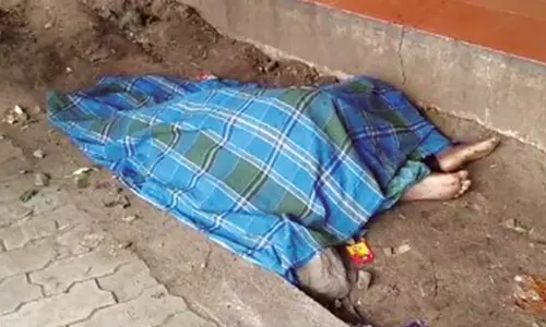 மேட்டூர் அருகே முதியவர் படுகொலை: போலீசார் விசாரணை