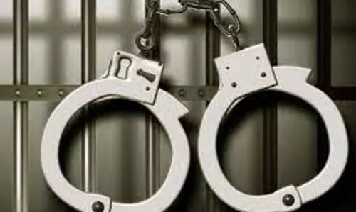 லாட்டரி விற்ற 3 பேர் கைது