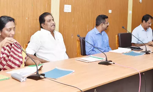 உரிய முத்திரை தீர்வை-கட்டணத்துடன் பத்திரம் பதிவு செய்வதை உறுதி செய்ய வேண்டும்