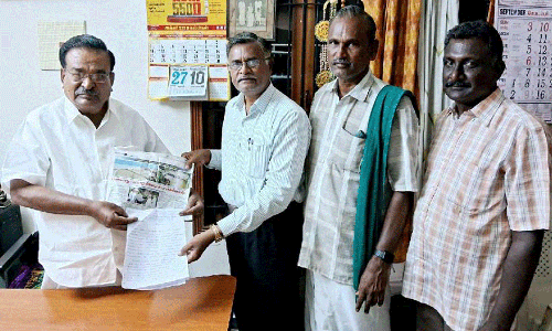 விவசாய அமைப்பினர் கோரிக்கை மனு