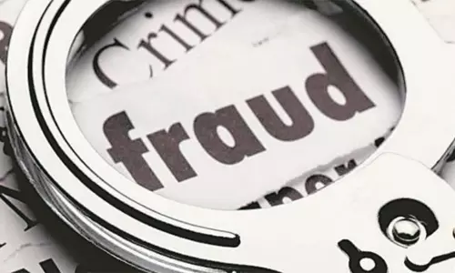 சேலத்தில் தனியார் வங்கியில் 91 கிராம் கவரிங் நகை வைத்து ரூ.4 லட்சம் மோசடி