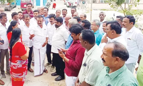 ஓசூர்  பகுதியில் மேயர் சத்யா நேரில் ஆய்வு