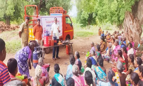 ஆத்தூரில் சமையல் எரிவாயு பயன்பாடு குறித்த விழிப்புணர்வு