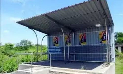 காட்டுப்புத்தூரில் புதிய பயணியர் நிழற் கூடம்