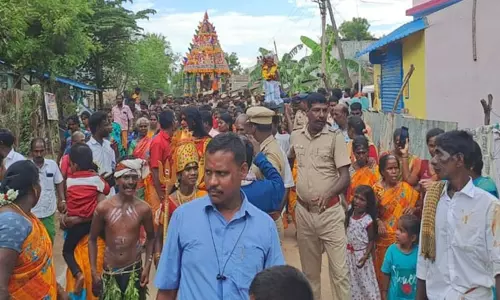 சங்கராபுரம் அருகே முத்துமாரியம்மன் கோவில் தேரோட்டம்