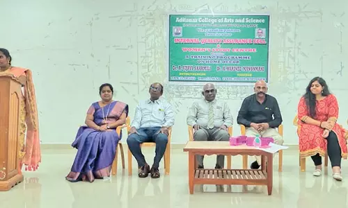 திருச்செந்தூர் ஆதித்தனார் கல்லூரியில்  வீட்டு அலங்கார பொருட்கள் செய்வது குறித்து பயிற்சி