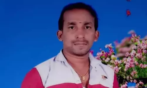 மத்தூர் அருகே பரிதாபம் மோட்டார் சைக்கிள் மோதி பேக்கரி மாஸ்டர் சாவு