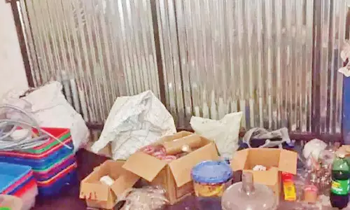 போலி மதுபான தொழிற்சாலை நடத்திய முக்கிய பிரமுகரை பிடிக்க தீவிரம்