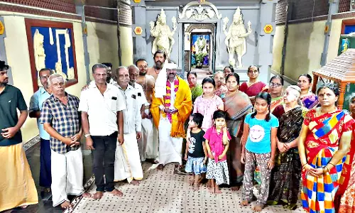 சோழவந்தான் பேரூராட்சி கவுன்சிலருக்கு பாராட்டு விழா