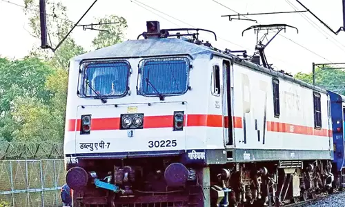 சேலம்-விருத்தாச்சலத்திற்கு இரட்டை ரெயில் பாதை சேலத்தில் இருந்து சென்னைக்கு பகல் நேர ரெயில் இயக்கப்படுமா?