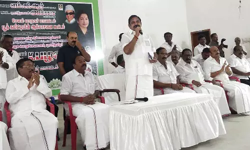 காலத்திற்கு ஏற்ப தேர்தல் பணியாற்ற வேண்டும்: எடப்பாடி பழனிசாமி பேச்சு