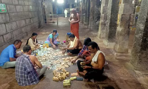 கன்னியாகுமரி பகவதி அம்மன் கோவிலில் அன்னதான உண்டியல் மூலம் ரூ.74 ஆயிரம் வசூல்