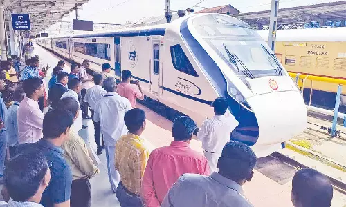 தஞ்சாவூர் வழியாக வந்தே பாரத் ரெயில் சேவை தொடங்க வேண்டும்