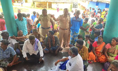 பச்சமலையான்கோட்டை ஊராட்சியில் போலீஸ் பாதுகாப்புடன்நடந்த கிராம சபை கூட்டம்