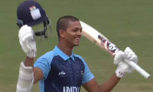 ஜெய்ஸ்வால் அதிரடி சதம் - நேபாளத்தை வீழ்த்தி அரையிறுதிக்கு முன்னேறியது இந்தியா