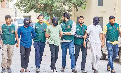 அயோத்தி, டெல்லி, மும்பையில் குண்டு வெடிப்புகளை நிகழ்த்த சதி- பயங்கரவாதிகள் பற்றி பரபரப்பு தகவல்