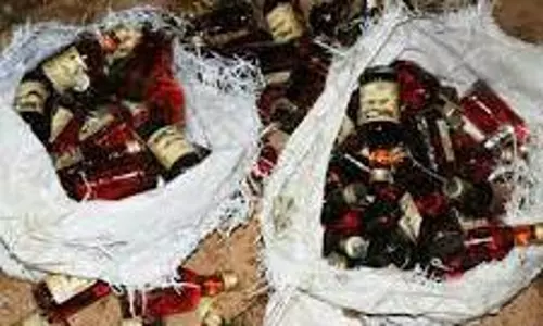 சட்ட விரோதமாக மது விற்ற 15 பேர் கைது