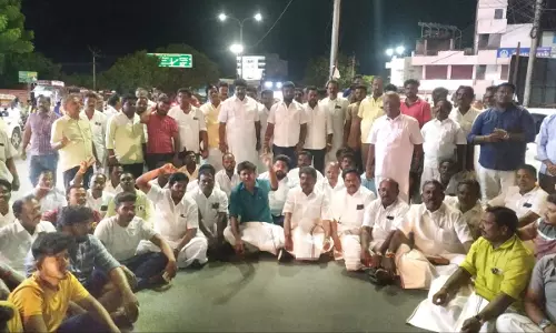 பெரியார் சிலை சேதப்படுத்திய கூலித்தொழிலாளி கைது