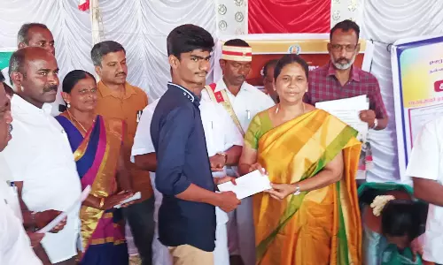 பாலஜங்கமனஅள்ளி அரசு பள்ளியில் 10 வருடமாக  கழிவறை இல்லை:  கலெக்டரிடம் பள்ளி தலைமையாசிரியர் புகார்