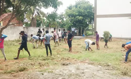 பென்னாகரம்  நீதிமன்ற வளாகத்தில் தூய்மைப் பணி